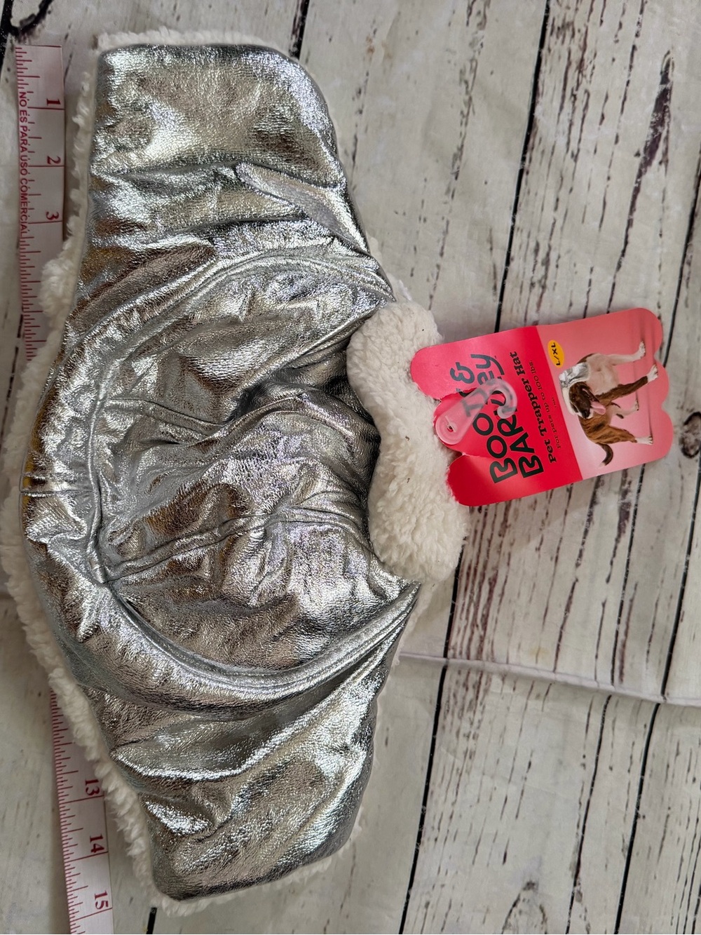 Boots & Barkley Metallic Silver Trapper Hat with White Sherpa - Picture 3 of 6